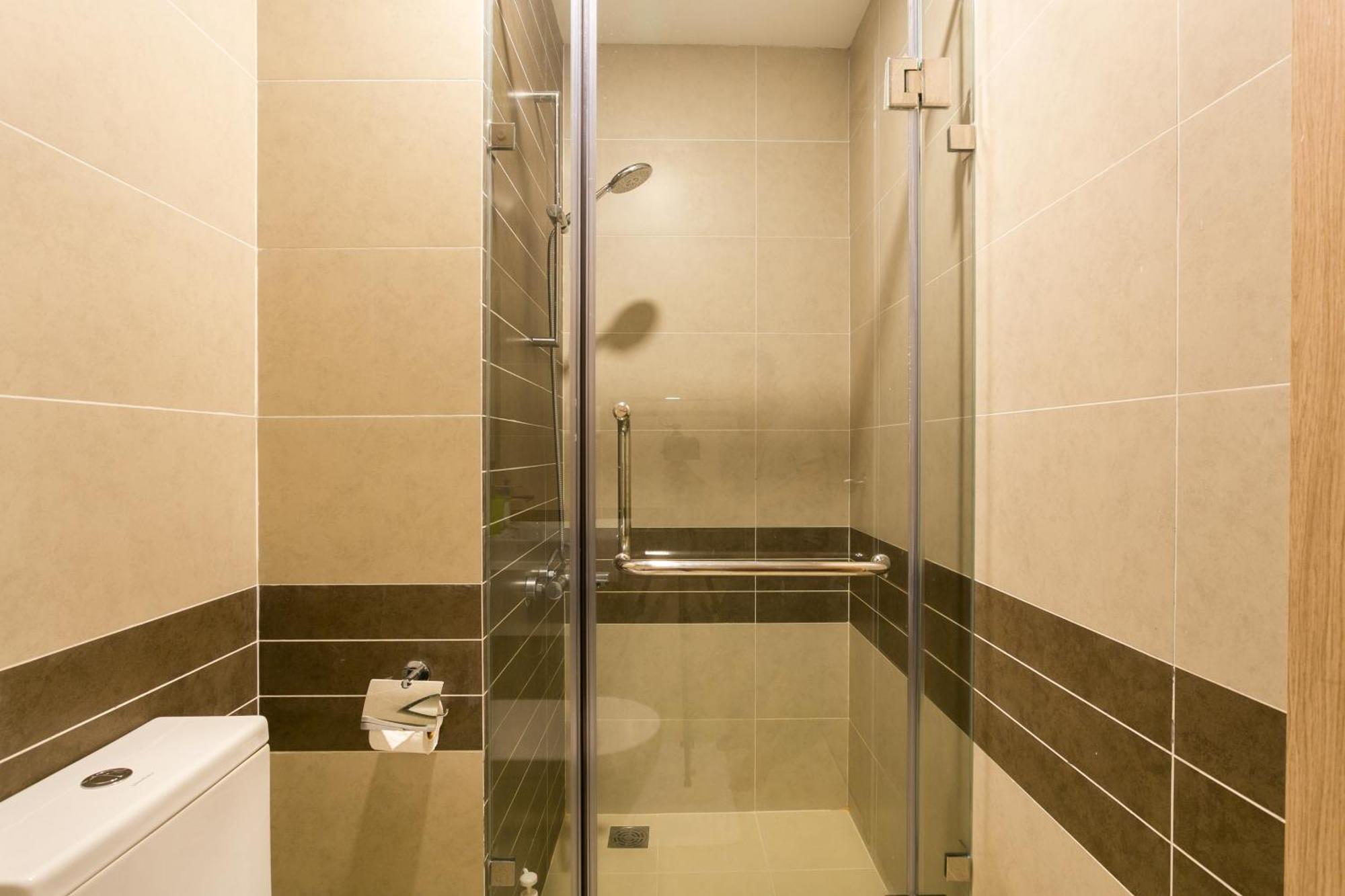 Central Business District Rivergate Apartment - Free Pickup & Pool Ho Chi Minh City Bagian luar foto